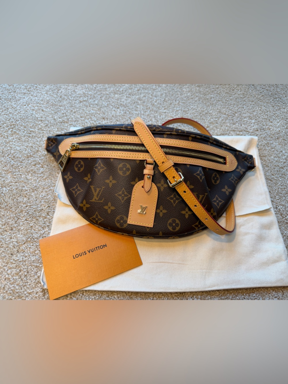NEW Louis Vuitton Monogram High Rise Bumbag with adjustable LV Vachetta strap